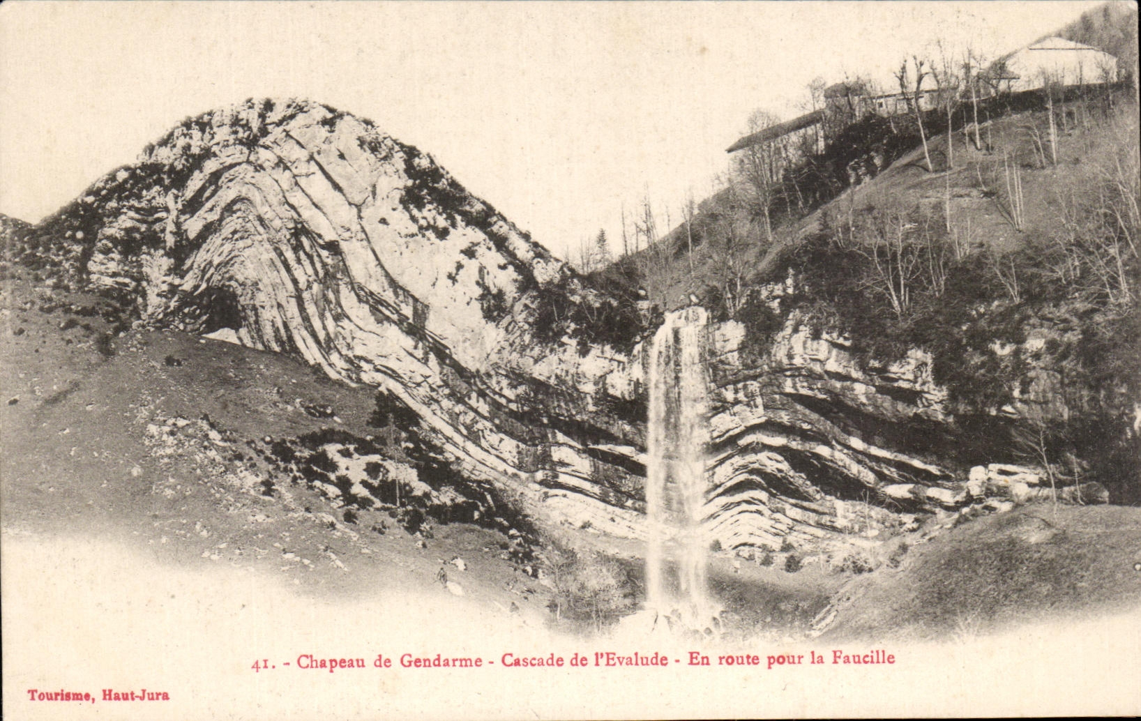 Chapeau de Gendarme - Cascade de l'Evalude - En route pour la Faucille — Tourisme, Haut-Jura, n°41