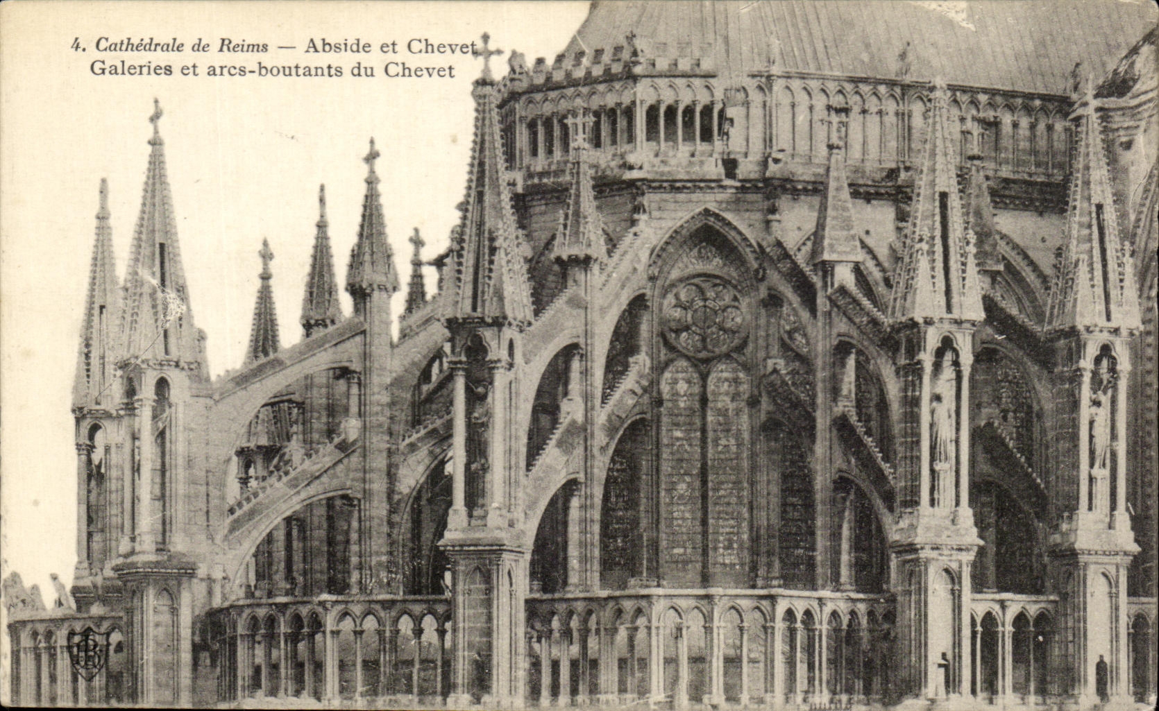 Cathédrale de Reims — Abside et Chevet — Galeries et arcs-boutants du Chevet
