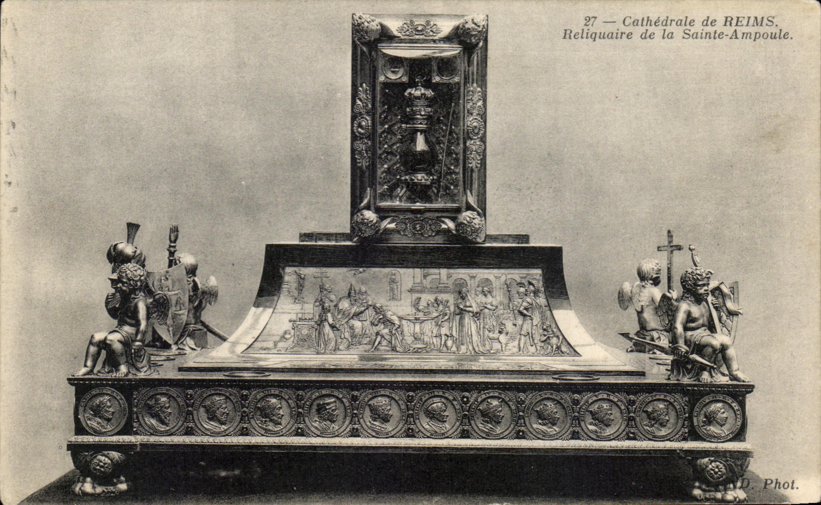CPA Cathedrale De Reims Reliquaire De La Sainte Ampoule