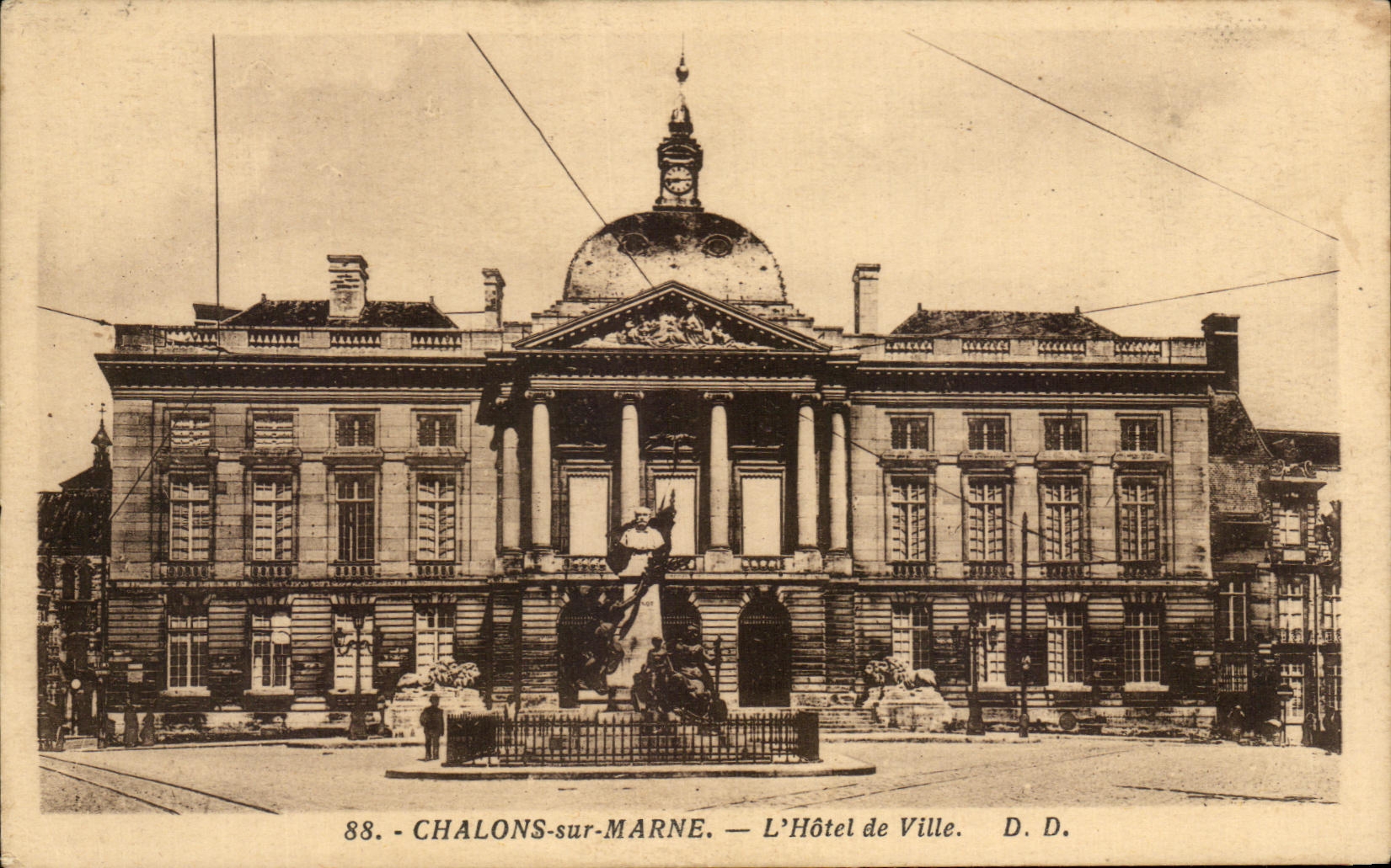 Chalons-sur-Marne — L'Hôtel de Ville — D. D. n°88