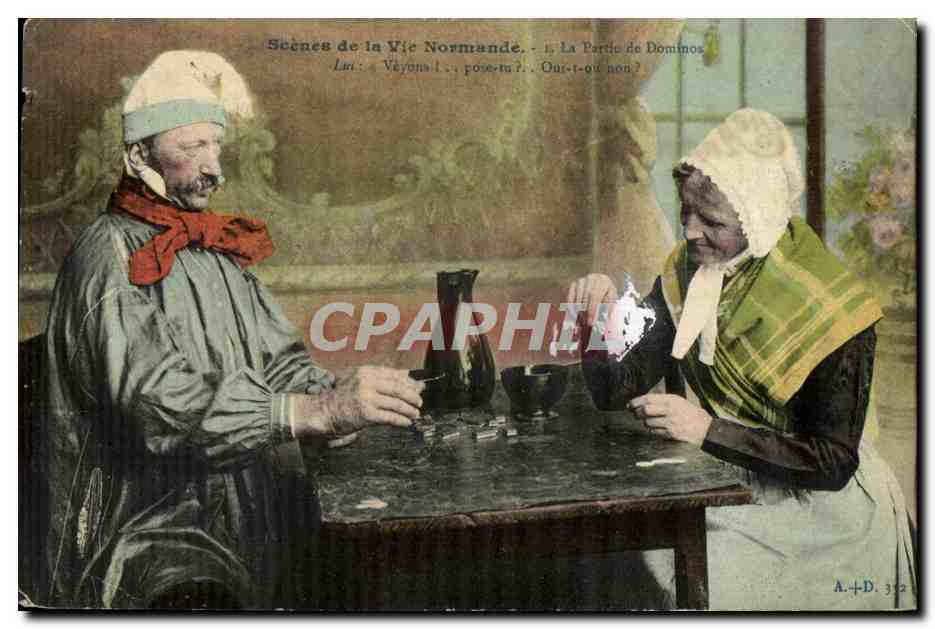 CPA En Normandie la partie de dominos Folklore 