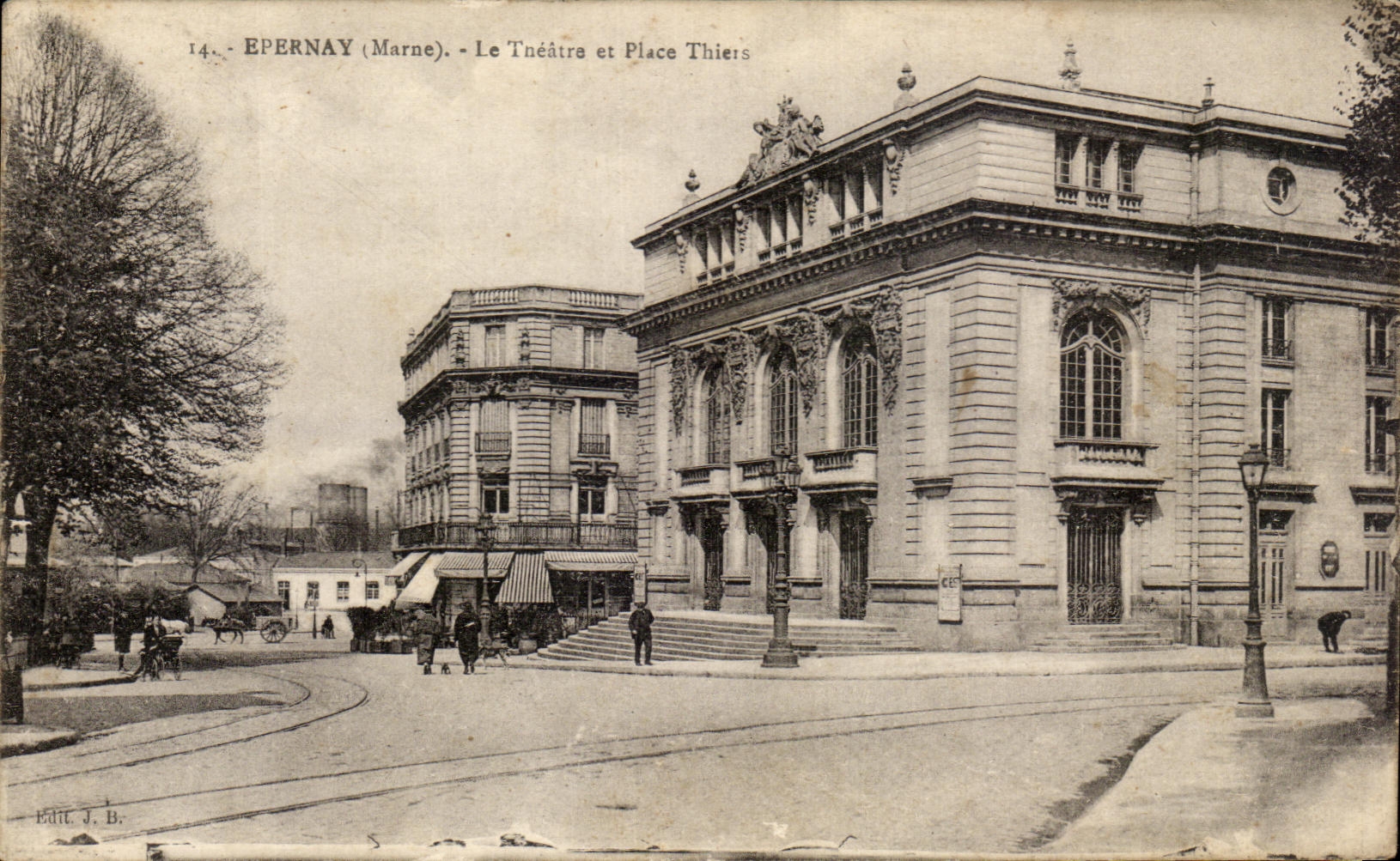 CPA Epernay Le Theatre et Place Thiers
