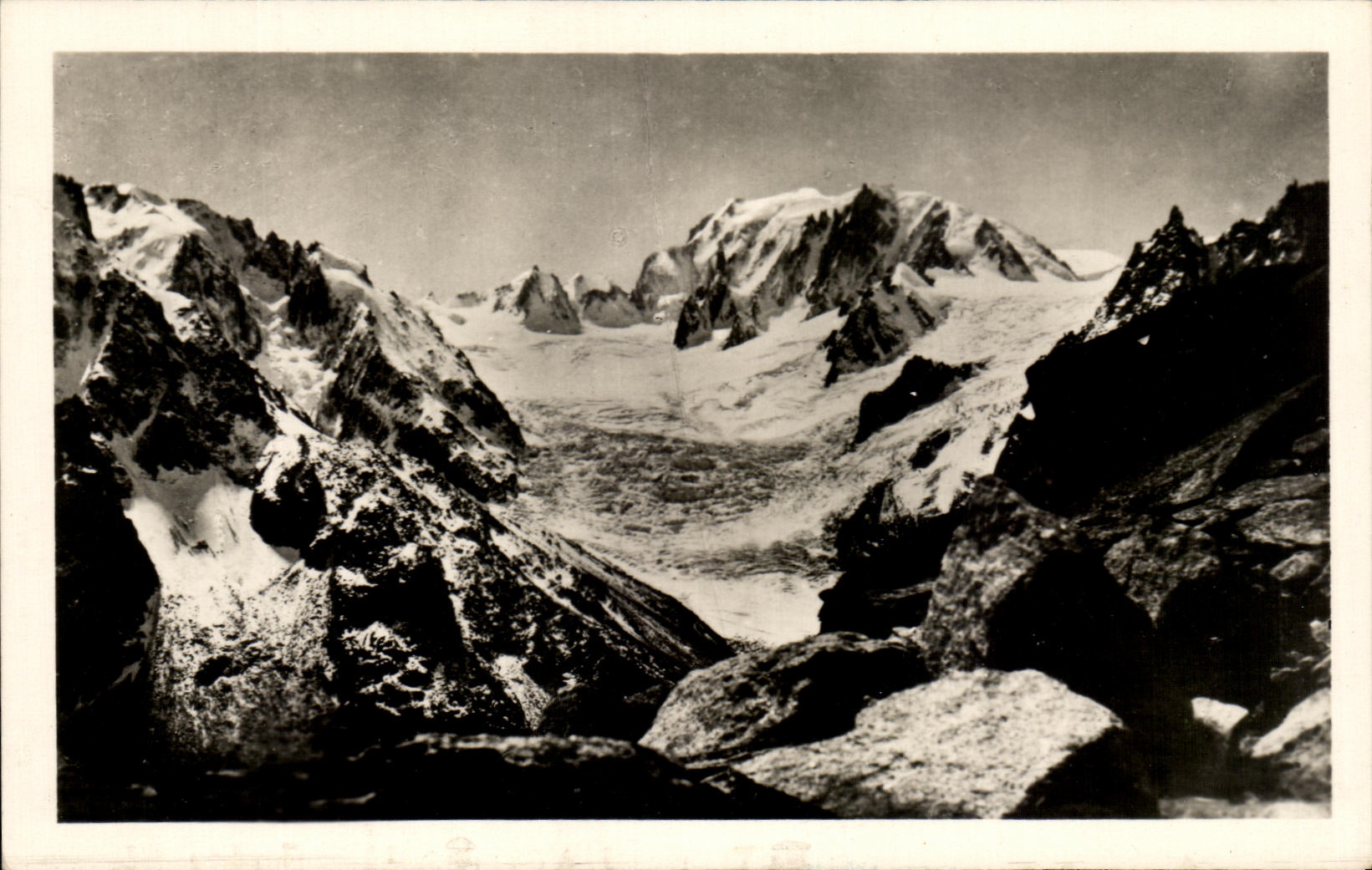 Chamonix — La Vallée Blanche et le Mont-Blanc vus du Couvercle — Édition des Quatre-Chapeaux, Lyon