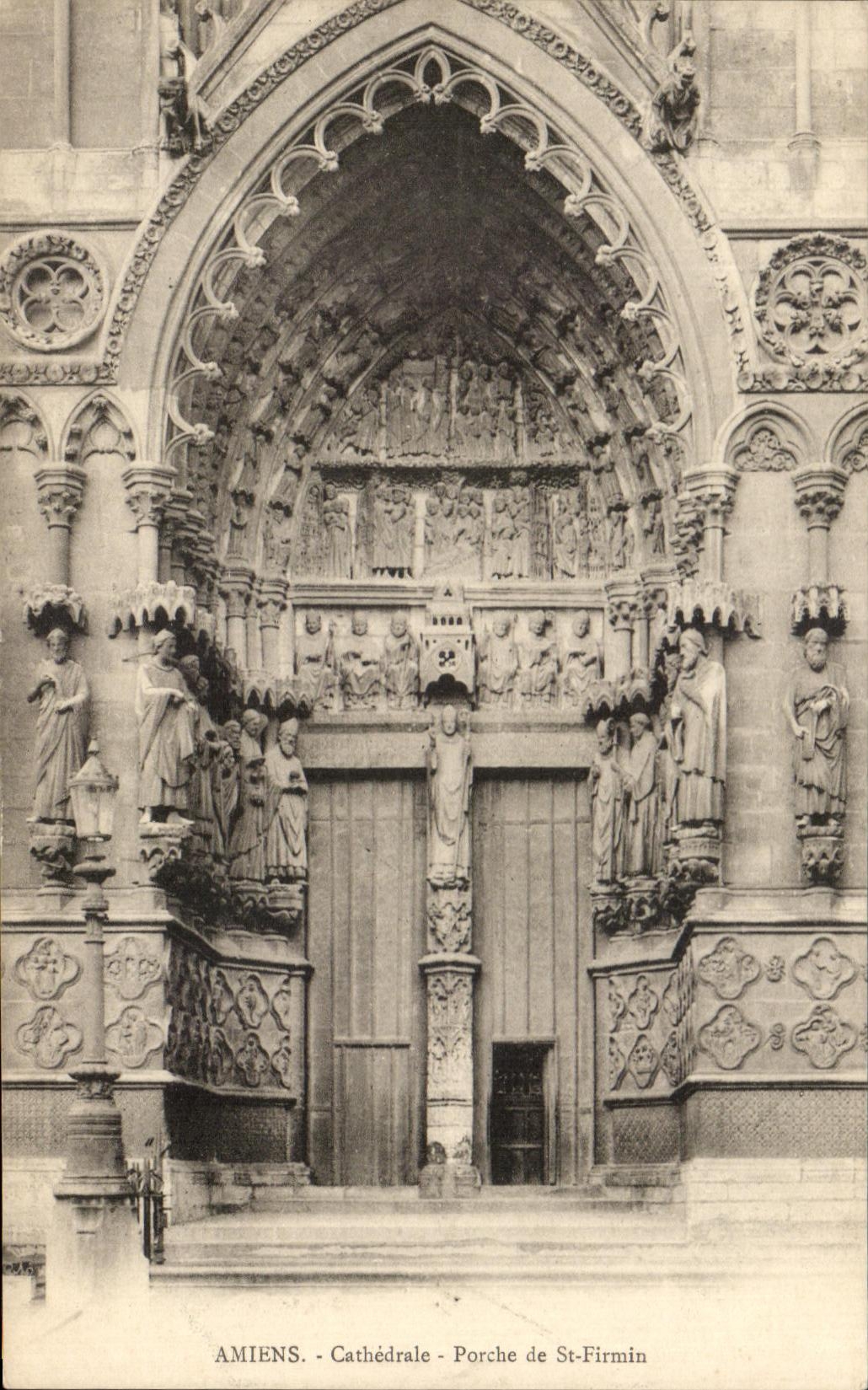 CPA Amiens Cathedrale Porche De St Firmin