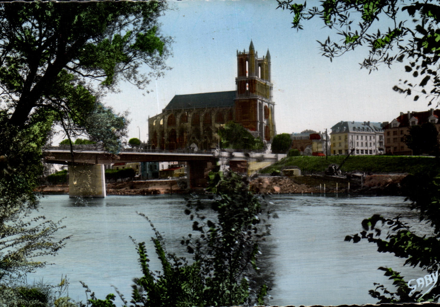 Mantes-la-Jolie — La Seine et la Cathédrale — Éditions GABY