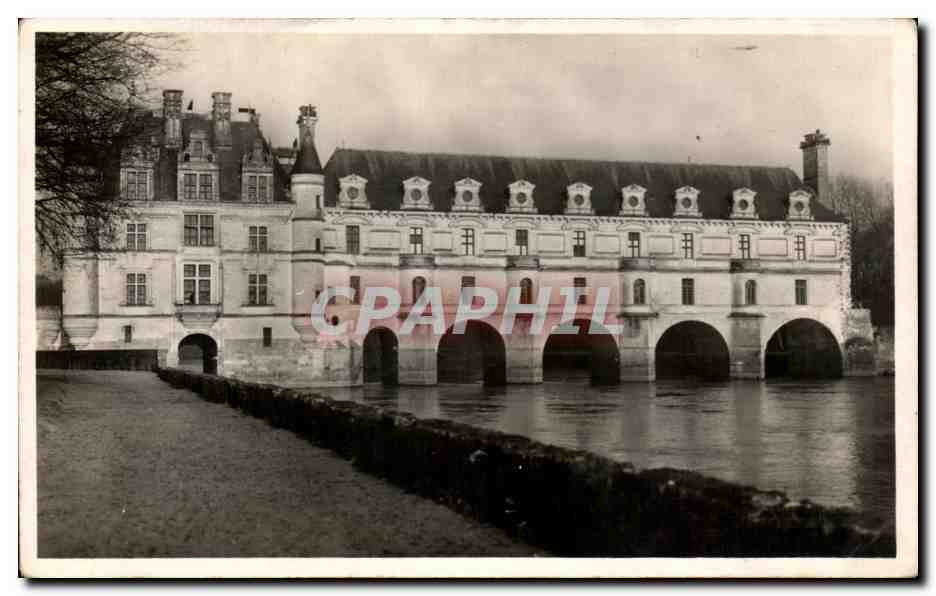 CPA Chenonceaux Le Chateau construit sur le Cher