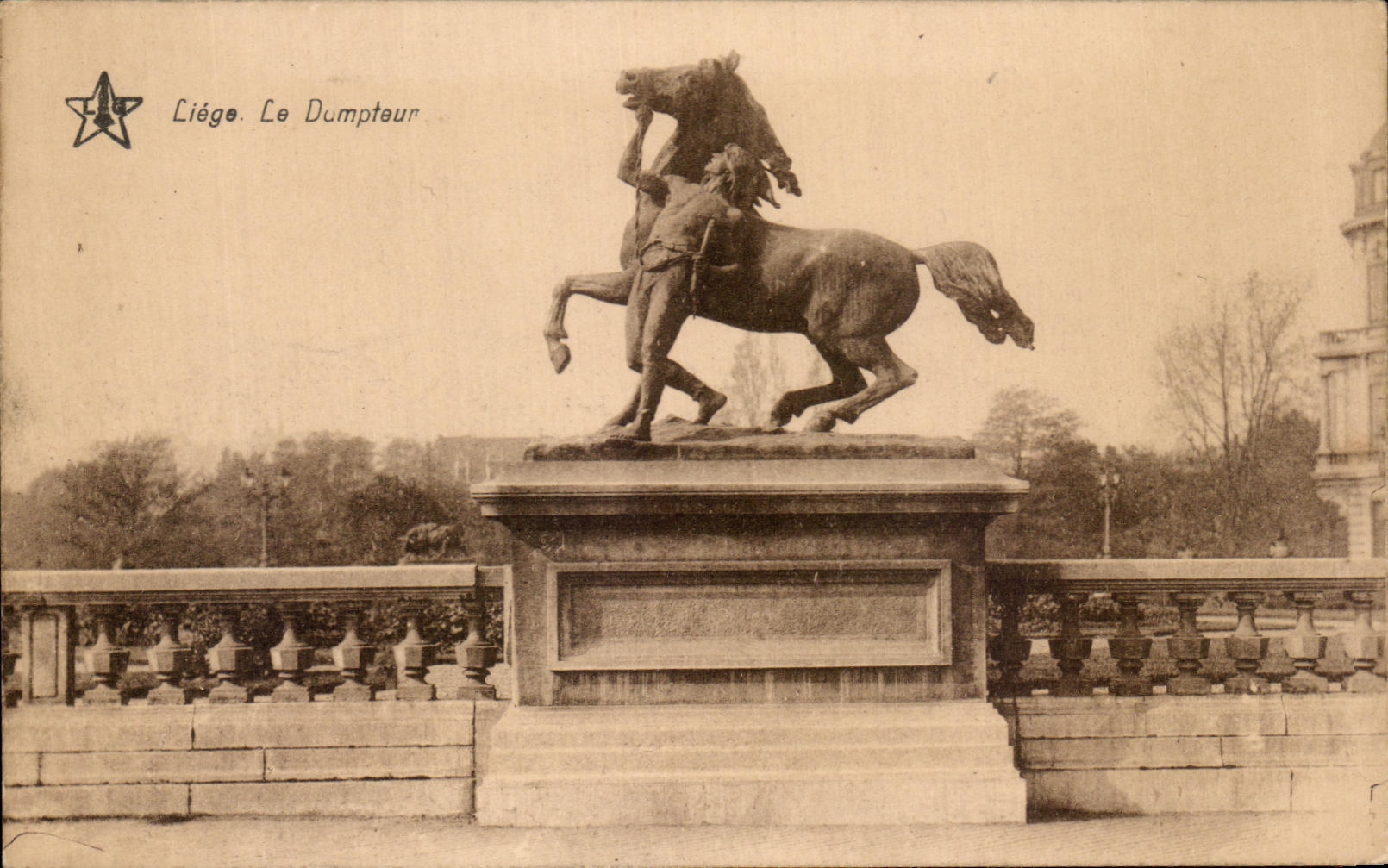 CPA Liege Le Dompteur Cheval Horse