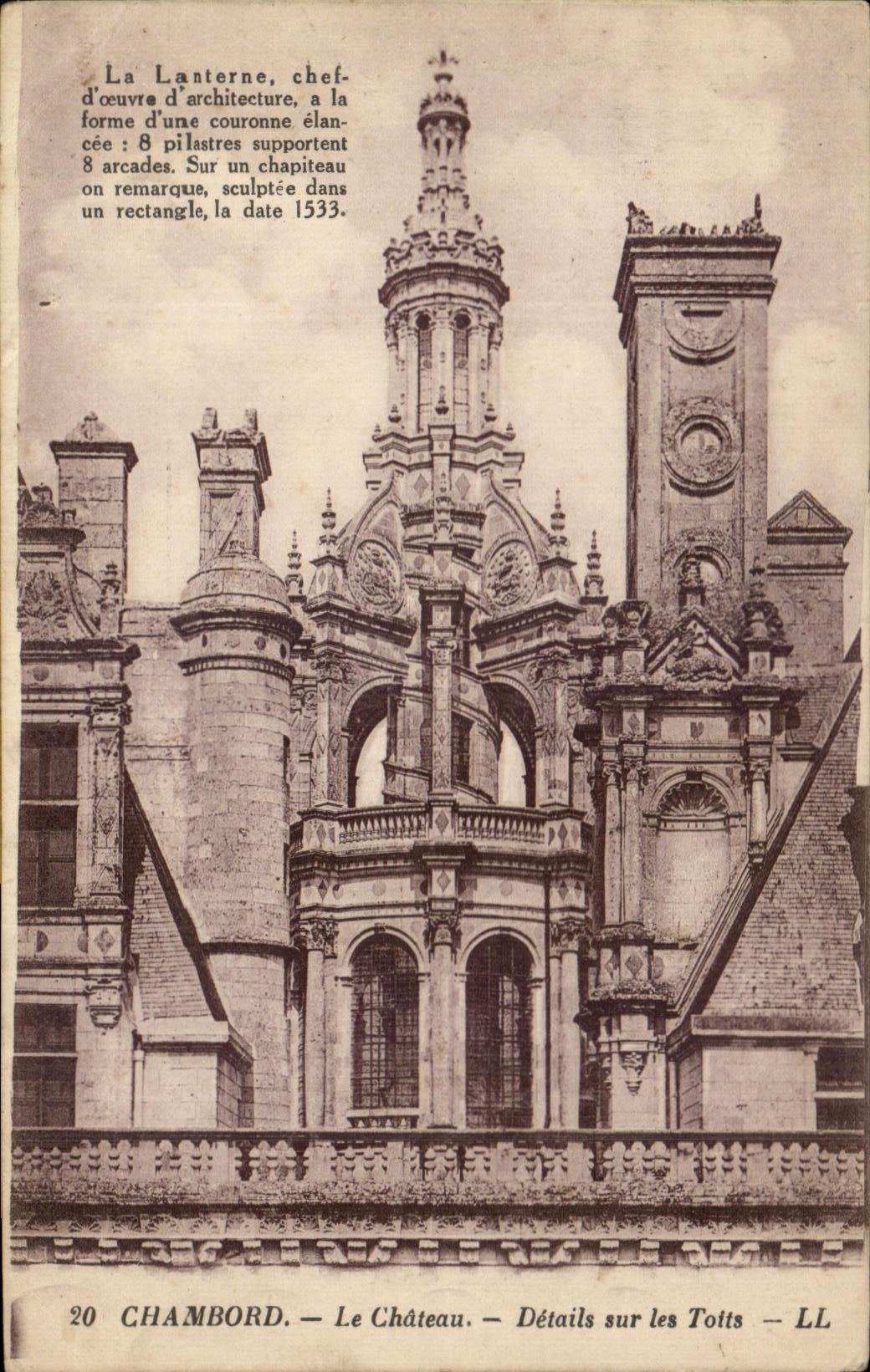 Chambord — Le Château. Détails sur les Toits — LL