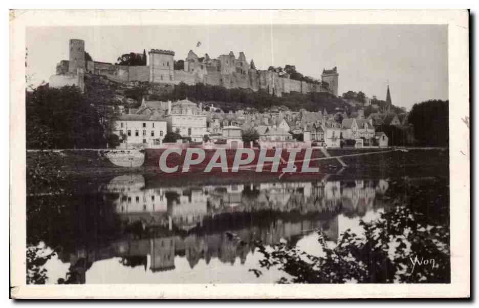 CPA La Douce France Chateaux De La Loire Chateau De Chinon