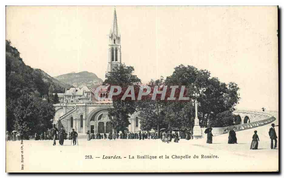 CPA Lourdes La Basilique Et La Chapelle Du Rosaire