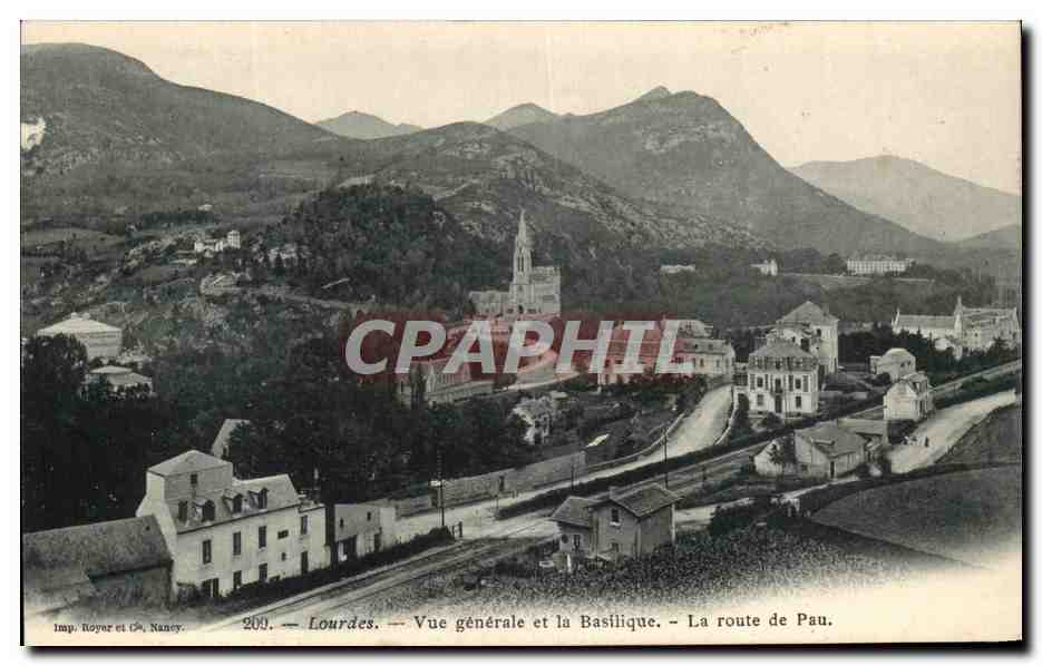 CPA Lourdes Vue Generale Et La Basilique La Route De Pau