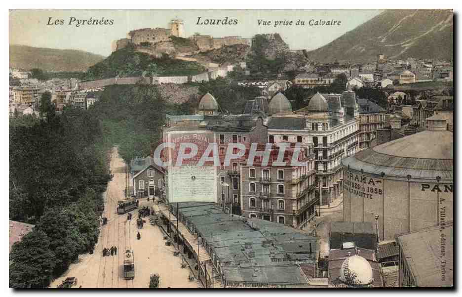 CPA Les Pyrenees Lourdes Vue prise Du Calvaire