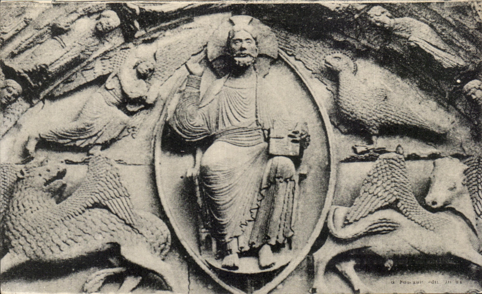 Détails du tympan de la Baie Centrale — Cathédrale de Chartres (E-et-L.) — G. Pouquiat, Denny