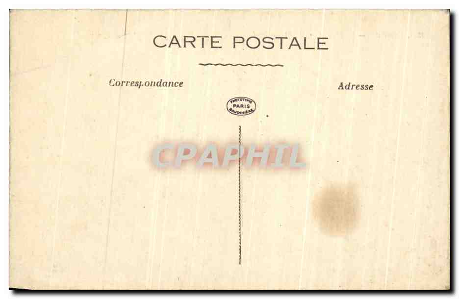 CPA Arras Hotel de Ville et Beffroi Automobile militaria  — Rückseite