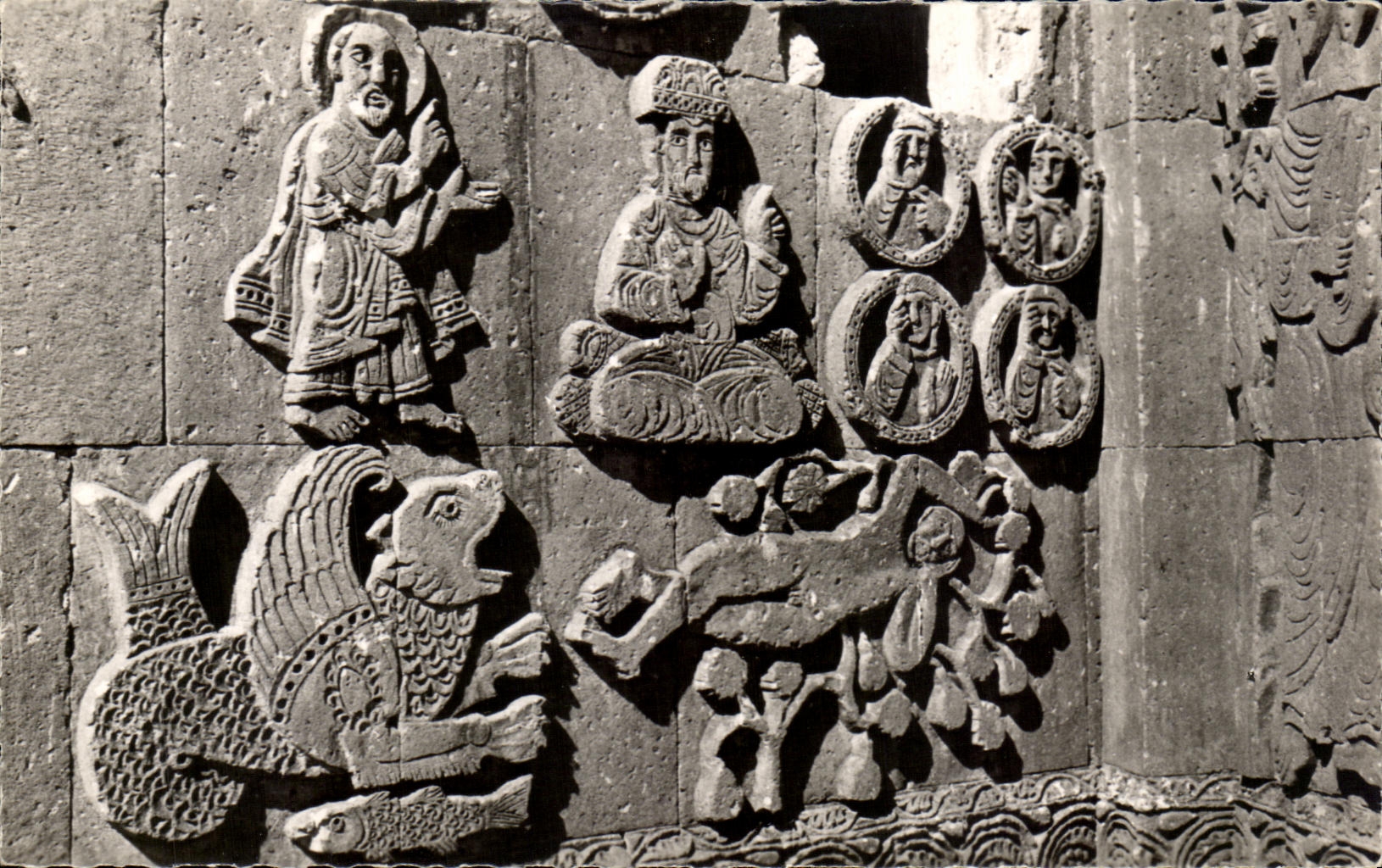 Basilique d'Althamar — Bas-relief arménien — Réalisation de Merry Ottin