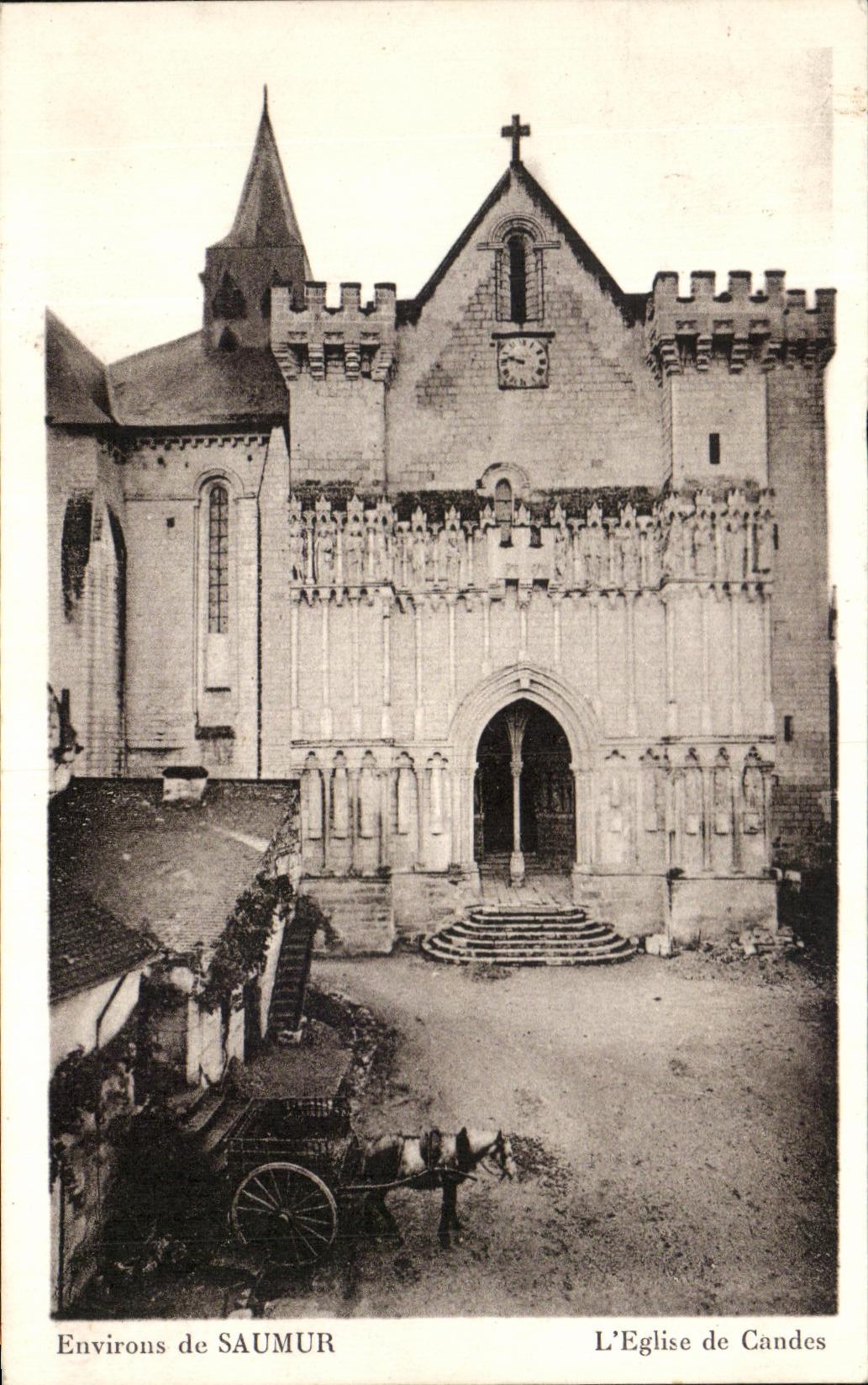 CPA Environs de Saumur l'Eglise de Candes