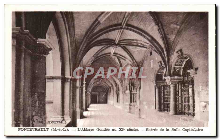 CPA Fontevrault L'Abbaye Entree de la Salle capitulaire