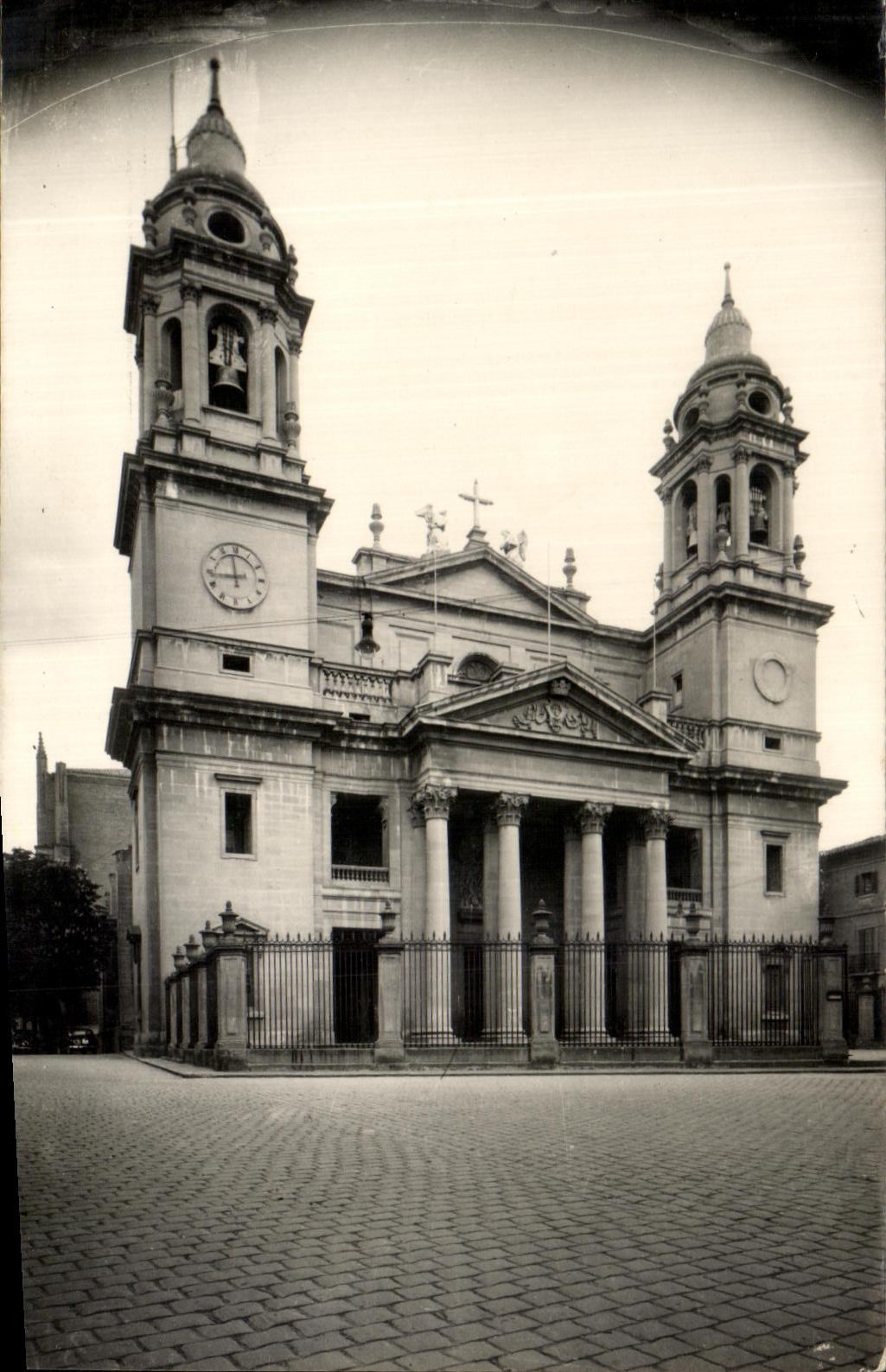 Pamplona — Facade de la Cathédrale — CPAPHIL N° 37