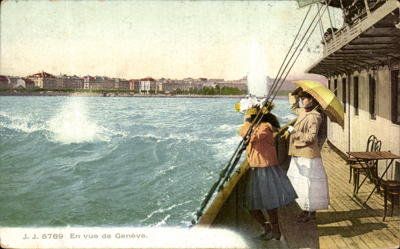CPA En Vue de Geneve Suisse Bateau