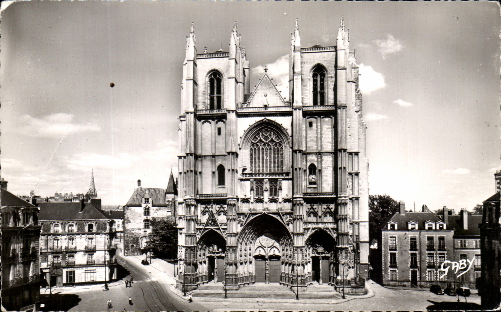 CPSM Nantes La Cathedrale Place Saint Pierre
