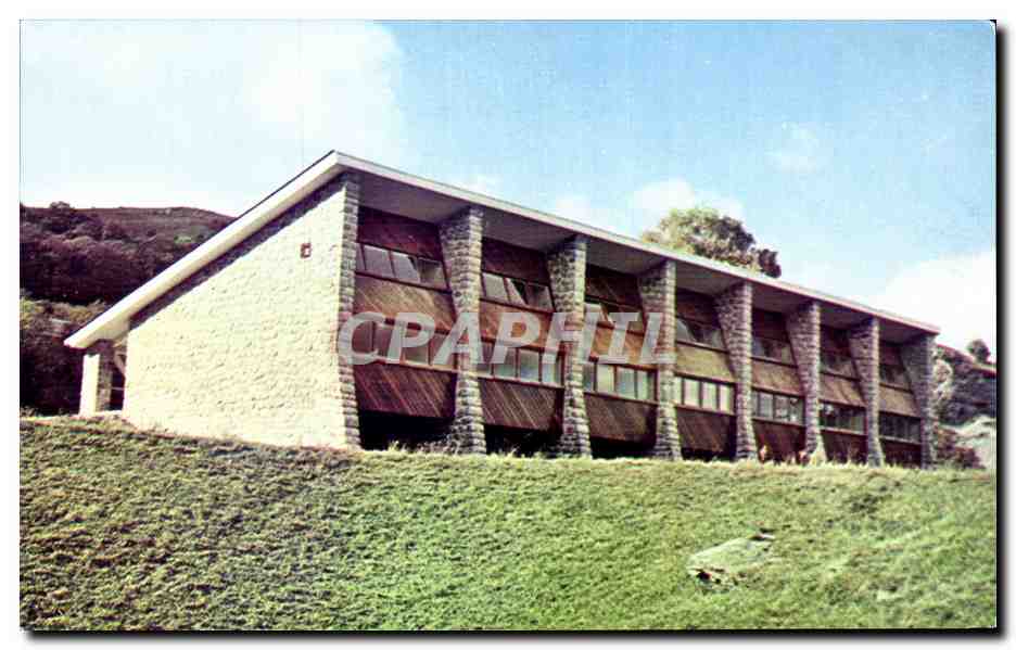 CPSM Cite Secours Saint Pierre A Lourdes Un pavillon 