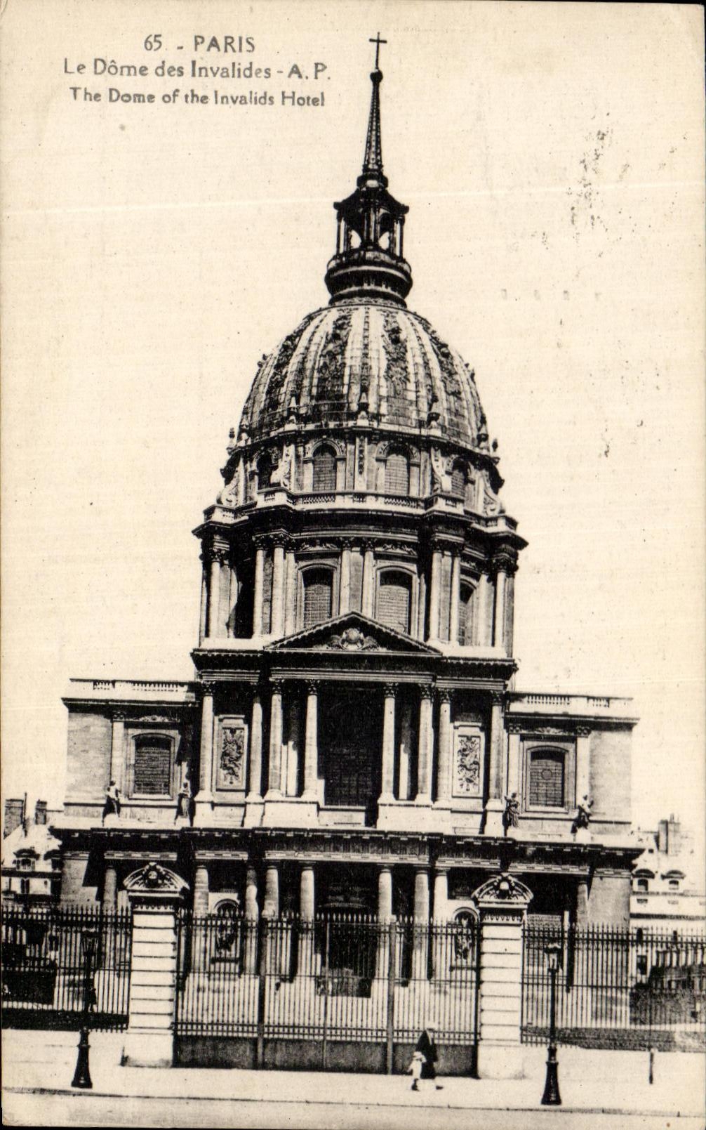 CPA Paris Le Dome des Invalies 