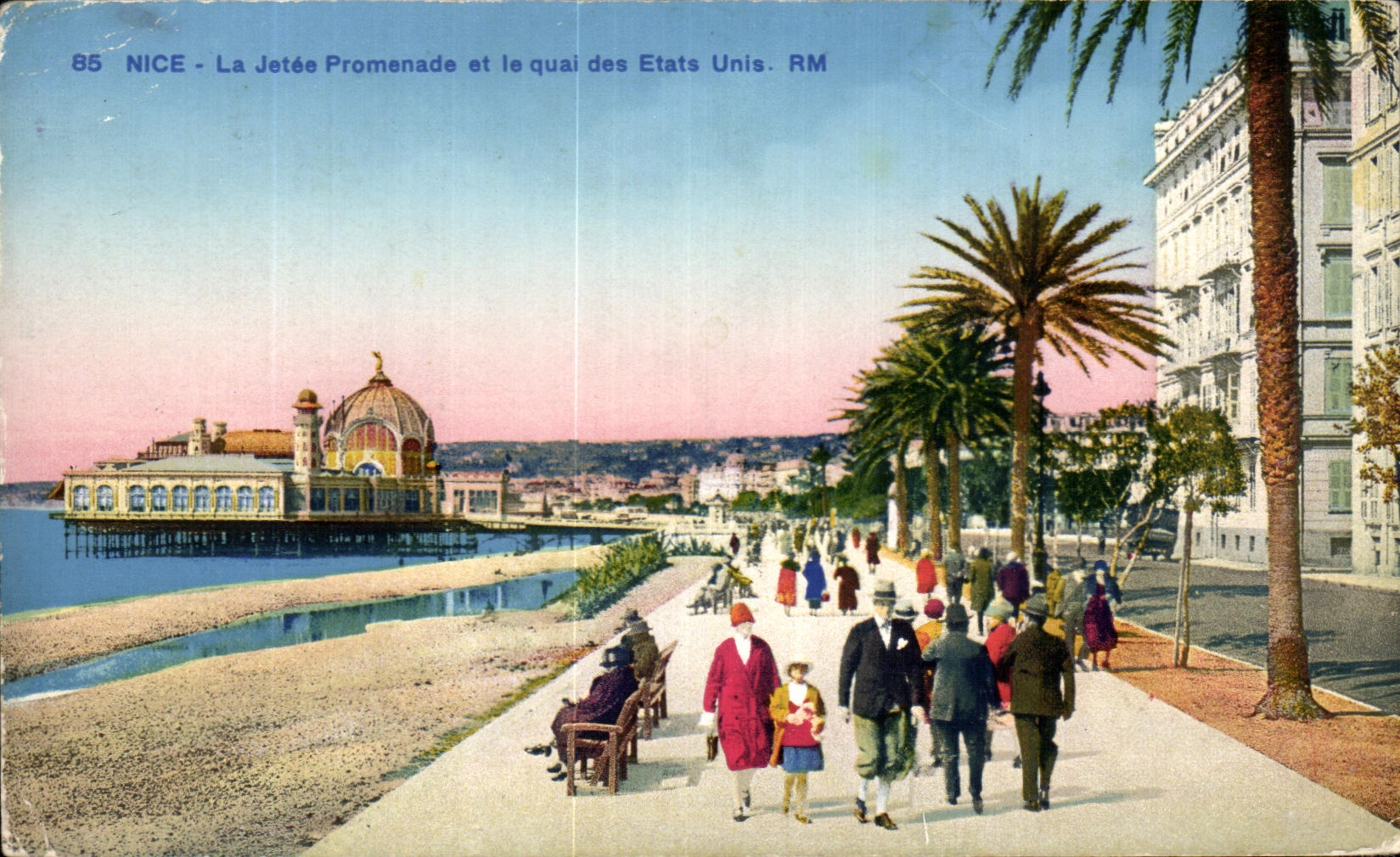 CPA Nice La Jetee Promenade et Le quai des Etats Unis