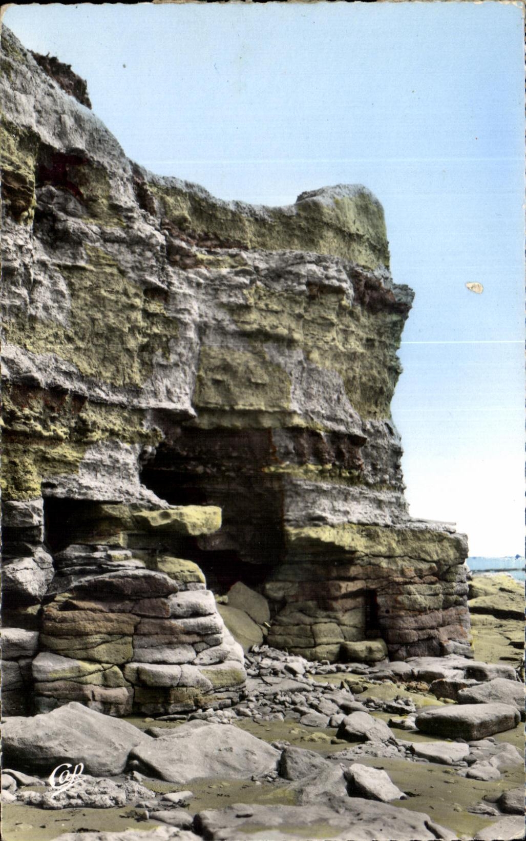 CPSM Chatelaillon Detail de la falaise des Boucholeurs