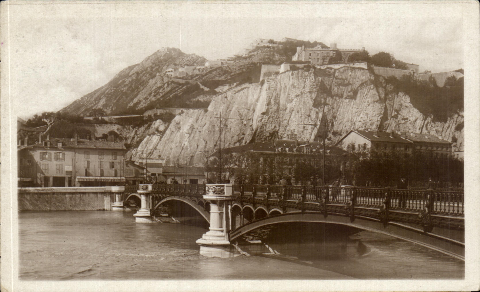 Grenoble — Pont de la Poste et le Fort Râbot — Lévy et Scourden Réclis, Paris