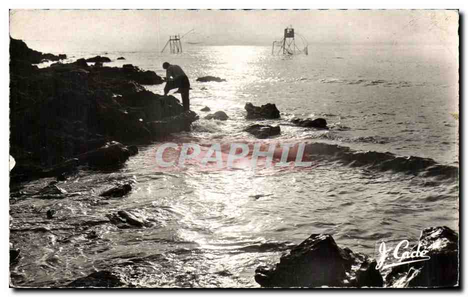 CPA Saint Brevin Le Pointeau Contre jour sur la Mer Pecheur