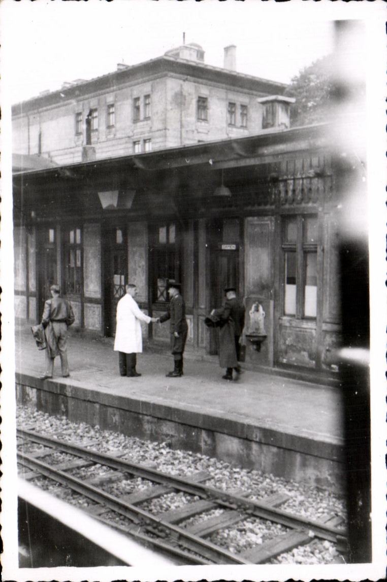 Photo Russe a Vienne Hauptzollant WW2 Seconde guerre mondiale Russie 