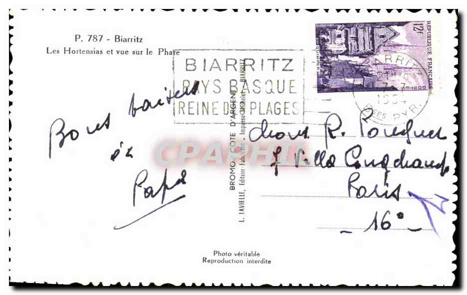 CPA Biarritz Les Hortensias et vue sur le Phare — Verso