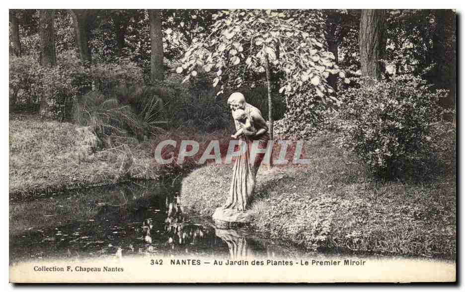 CPA Nantes Au Jardin des Plantes Le Premier miroir