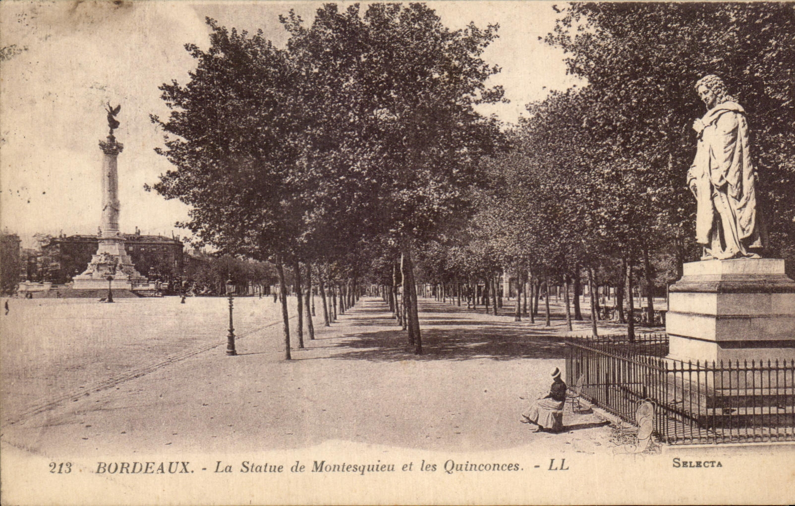 Bordeaux - La Statue de Montesquieu et les Quinconces - Selecta