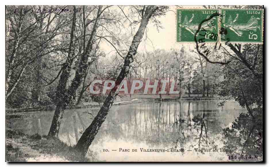 CPA Parc De Villeneuve L'Etang Vue sur les etangs