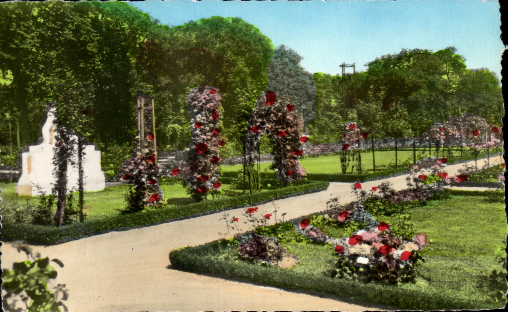 Paris Bagatelle — Die Rosenwiese — Editions Nozaïs