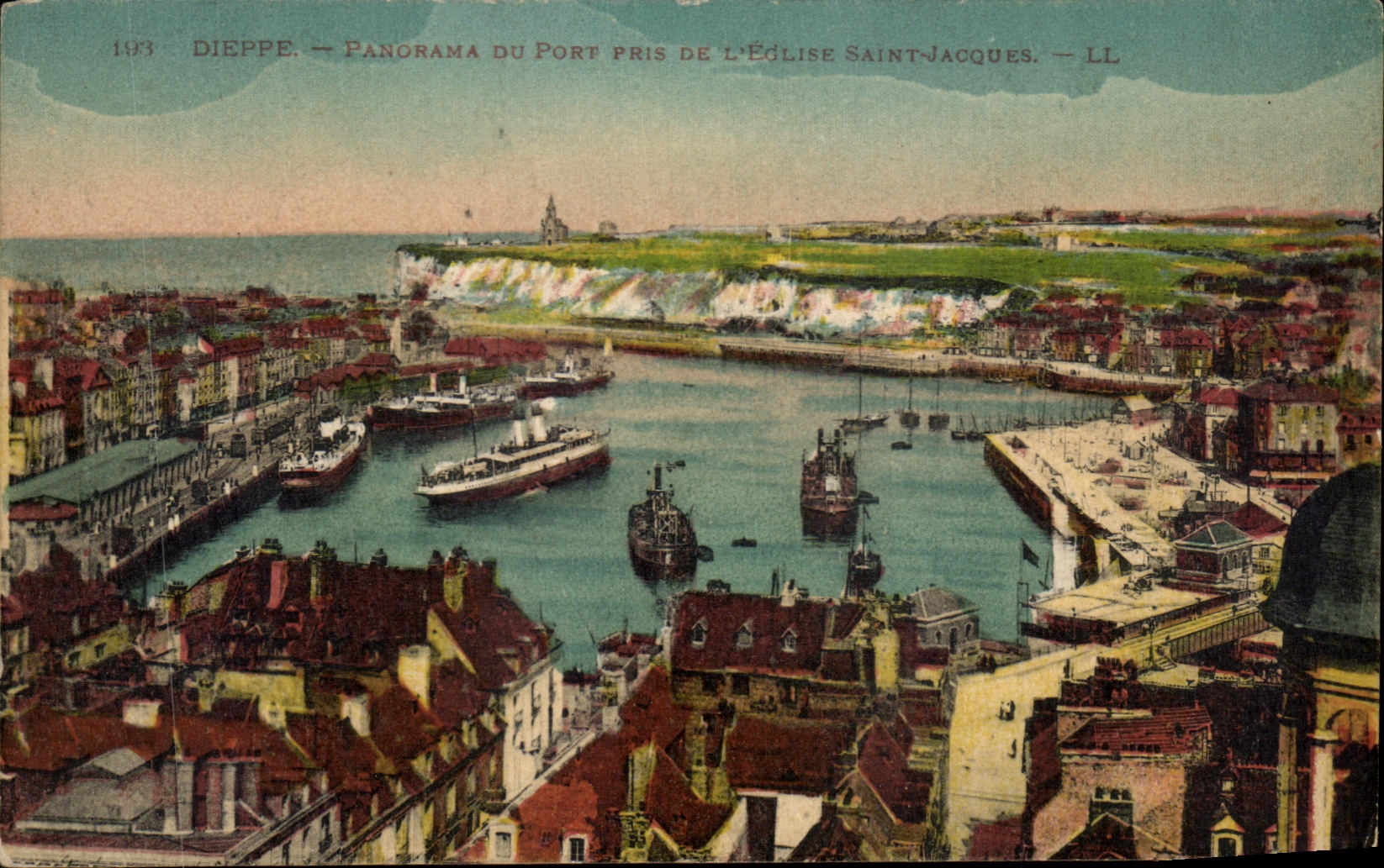CPA Dieppe Panorama Du Port Pris De L'Eglise Saint Jacques Bateaux
