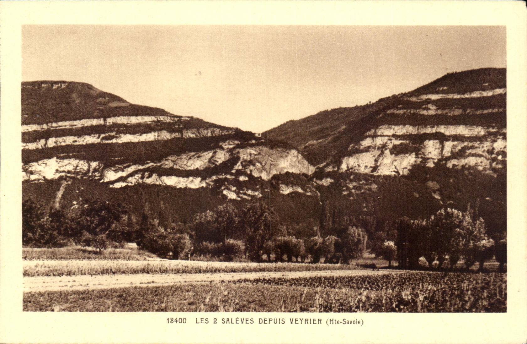 Les 2 Salèves depuis Veyrier (Hte-Savoie) — vue panoramique — Collection Hauser, Monnetier-Montfaucon (Hte-Savoie)