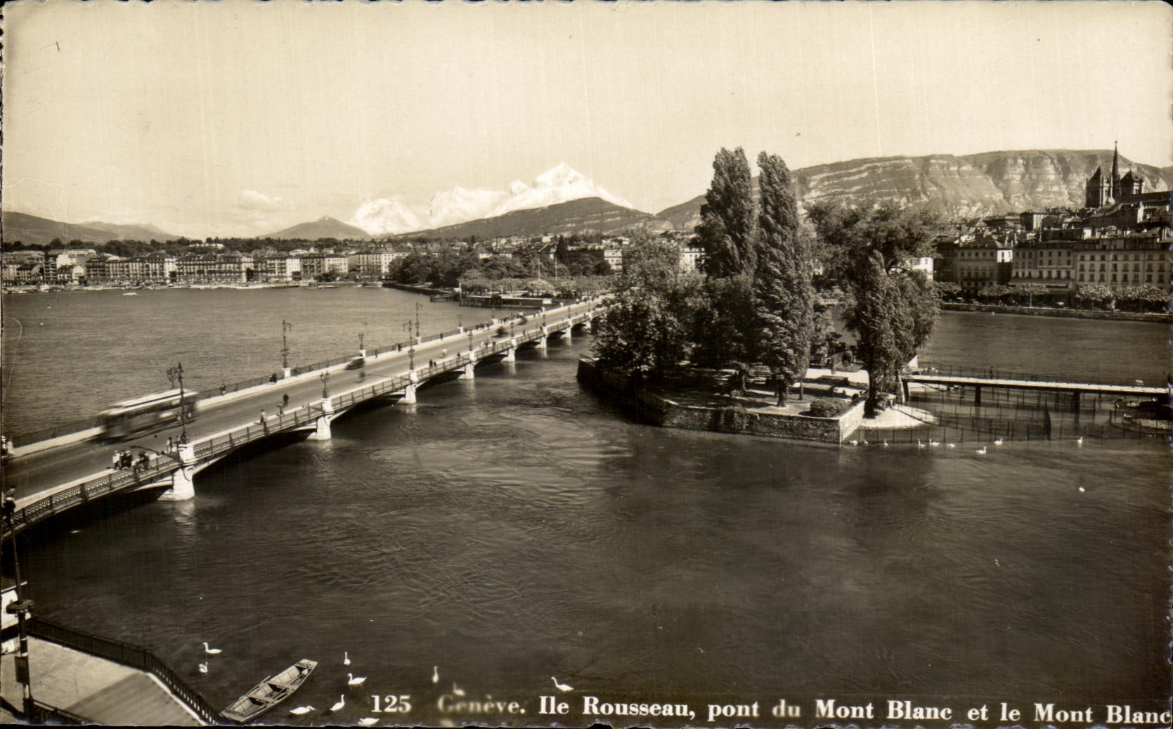 CPA Suisse Geneve Rousseau Pont du Mont Blanc et Le Mont Blanc 