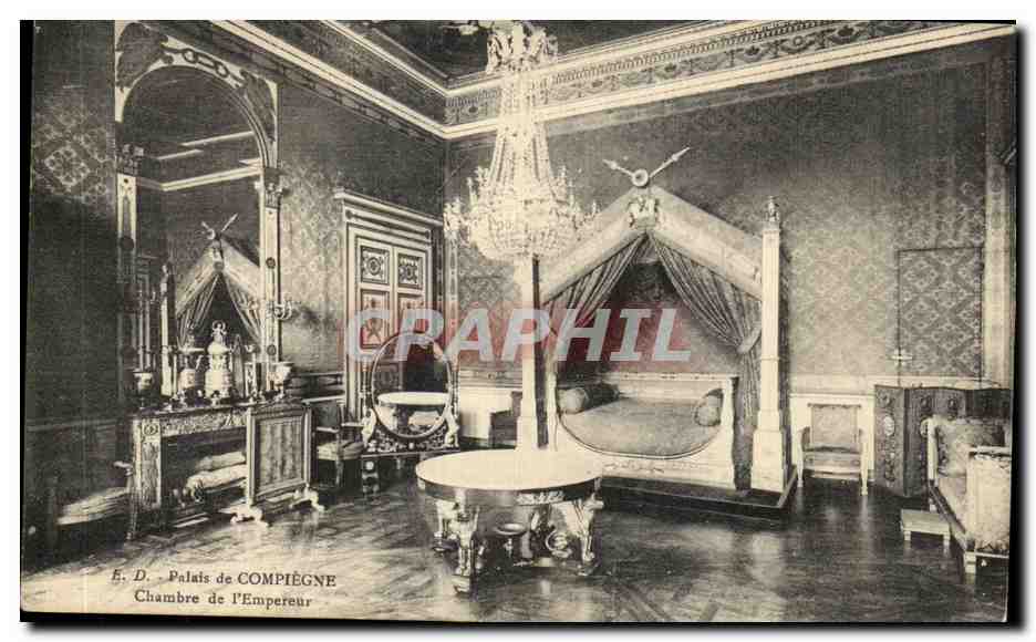 CPA Palais de Compiegne Chambre de l'Empereur