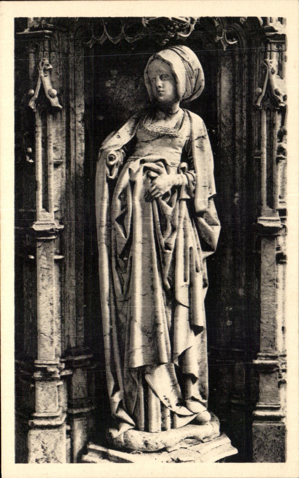 Statue du Tombeau de Philibert le Beau — Église de Brou (Ain) — Éditeur : Serv. Commercial Monuments Historiques, Paris