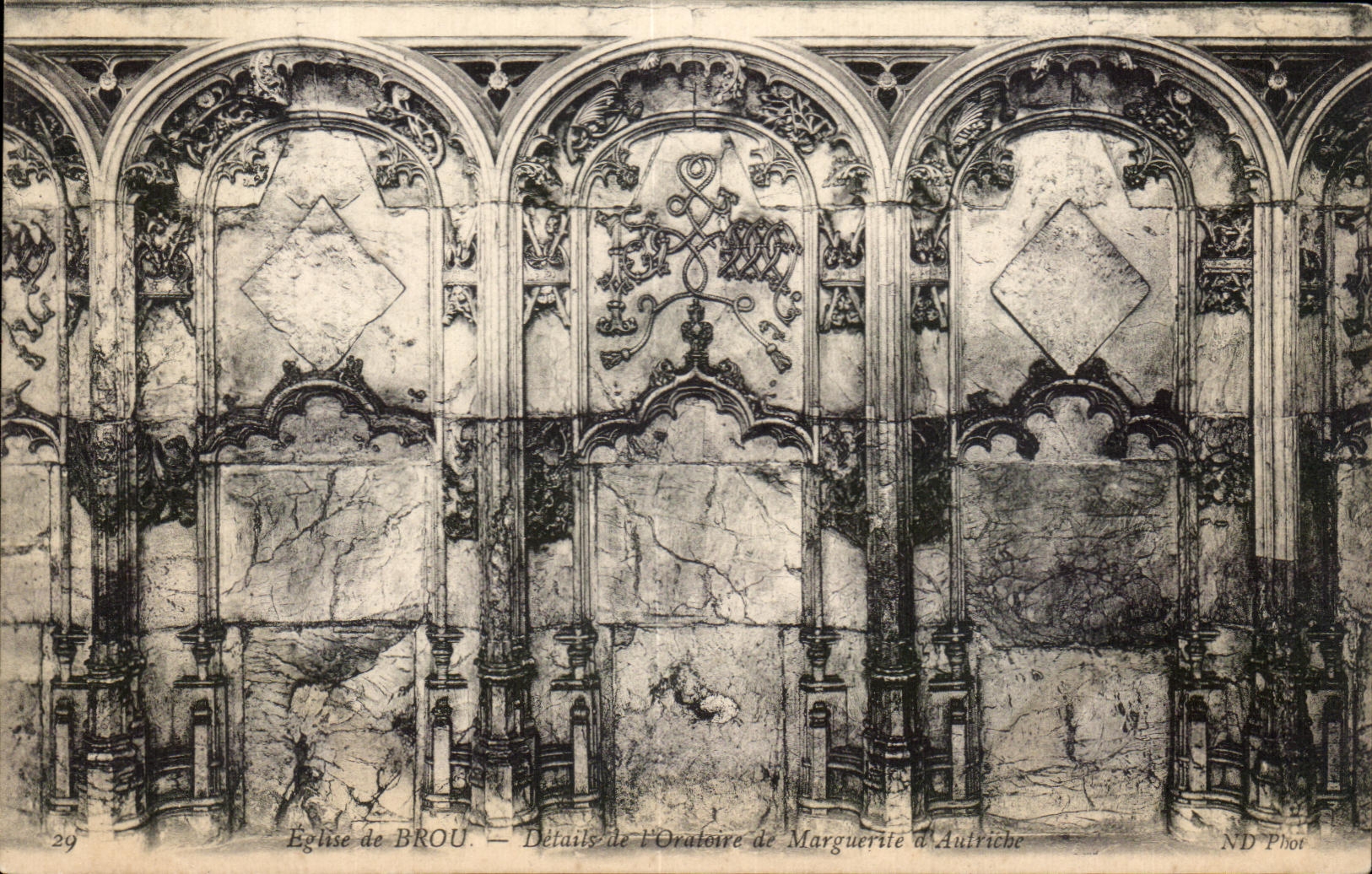 Église de BROU — Détails de l'Oratoire de Marguerite d'Aultriche — ND Phot