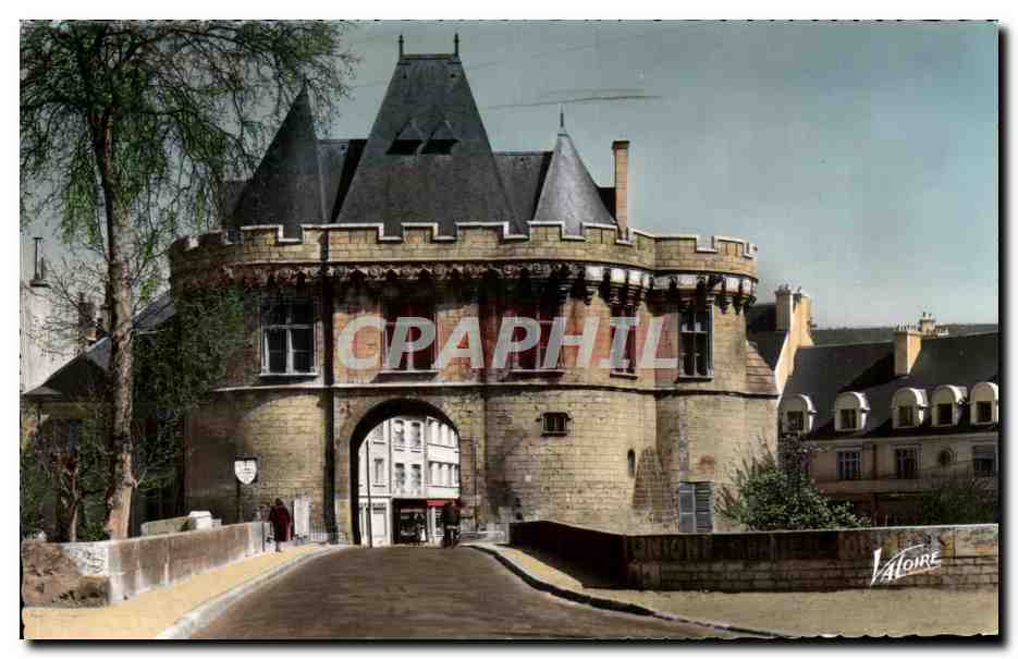 Porte Saint-Georges — Blois — Éditions Valoire
