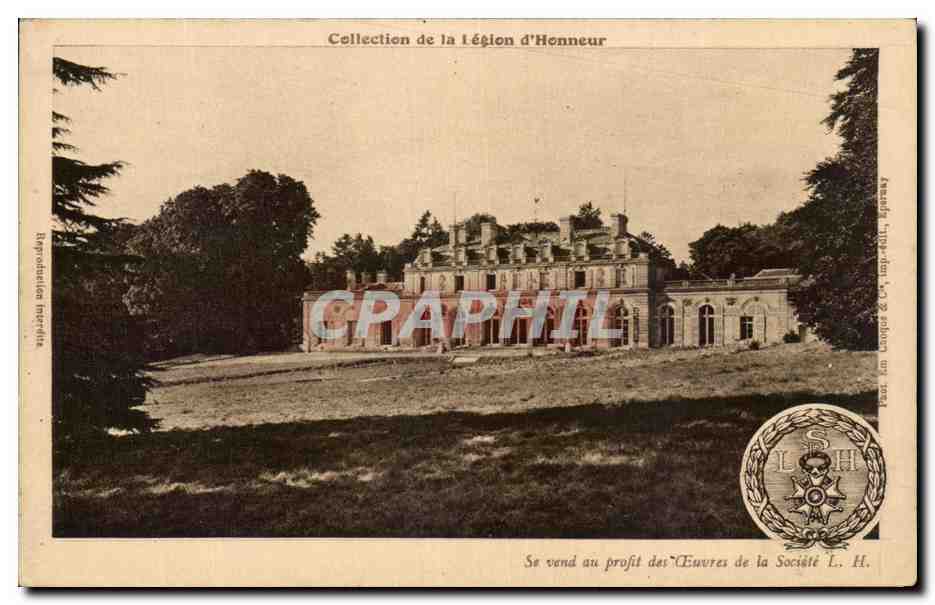 CPA Le Chateau Du Val Saint Germain En Laye Legion d'honneur