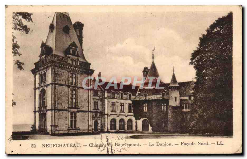 CPA Neufchateau Chateau de Bourlemont Le Doujon Facade Nord