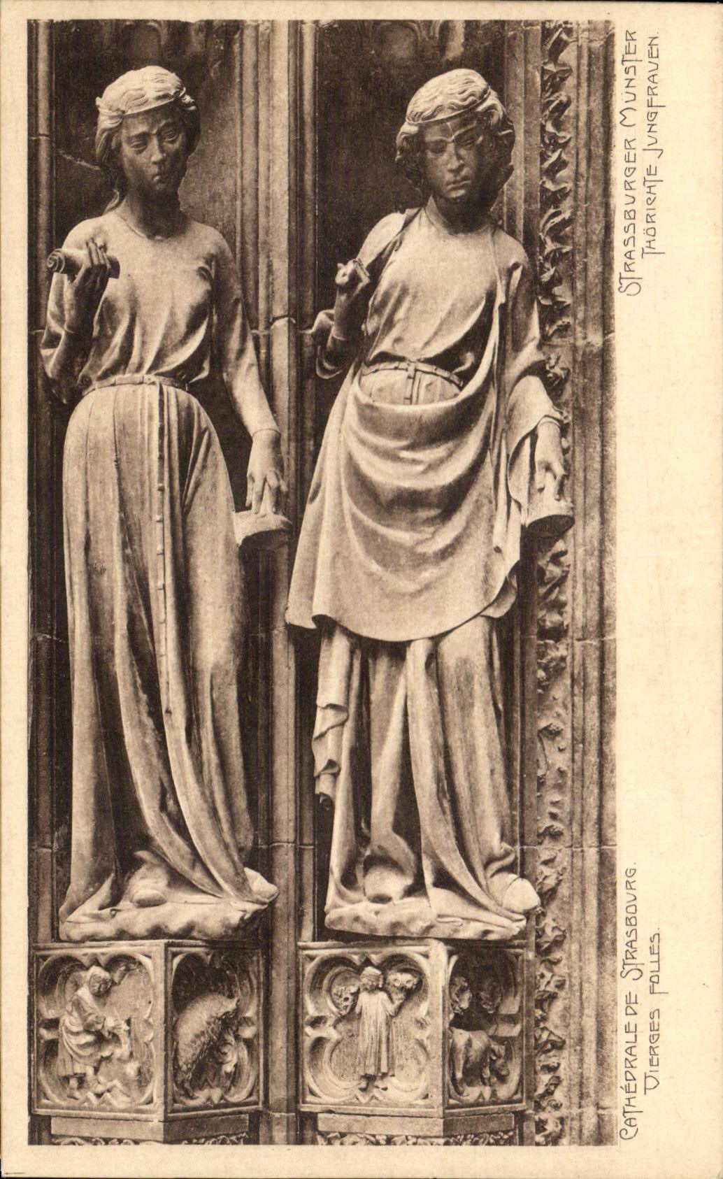 CPA Cahedrale De Strasbourg Vierges folles