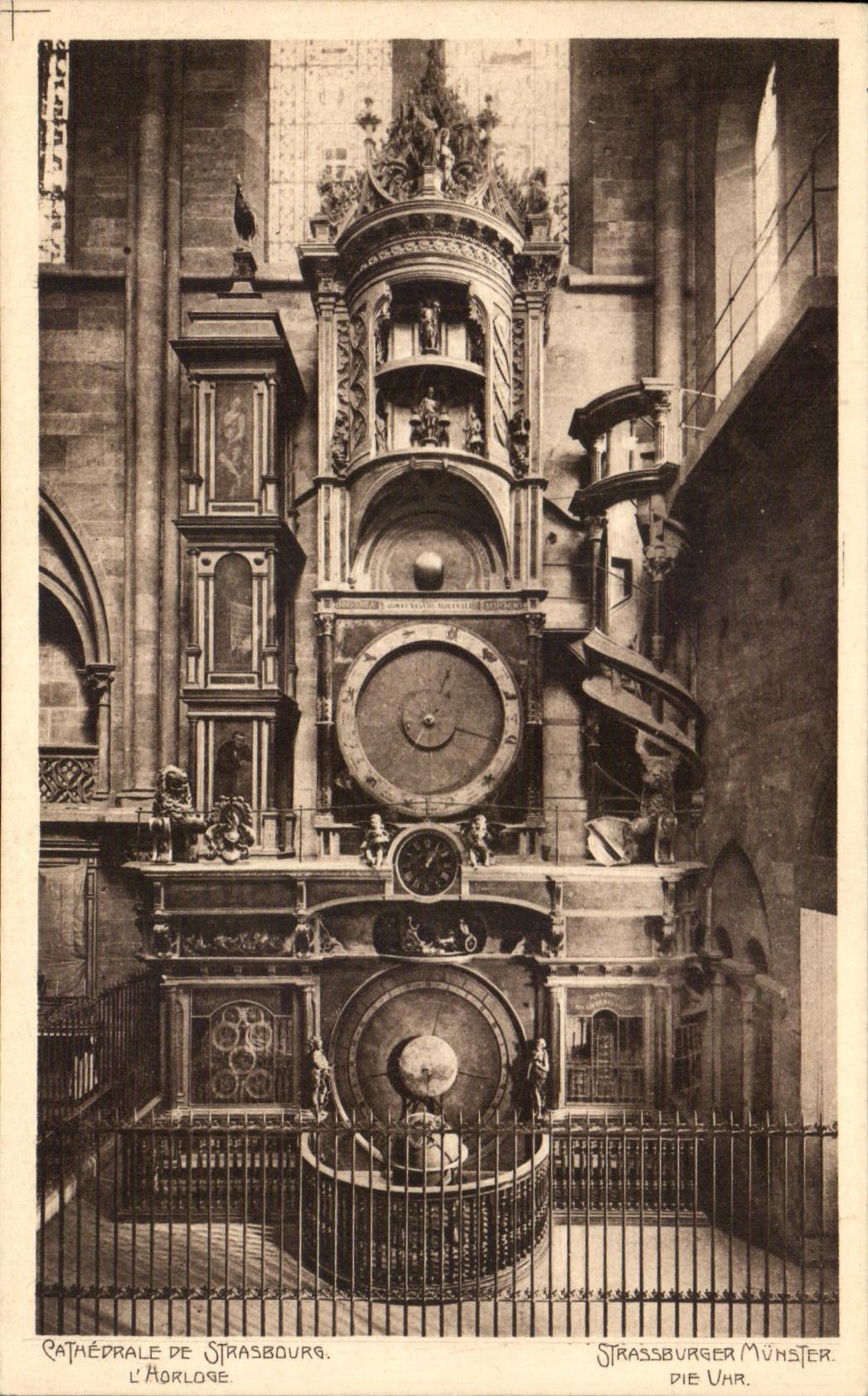 CPA Cahedrale De Strasbourg L'Horloge
