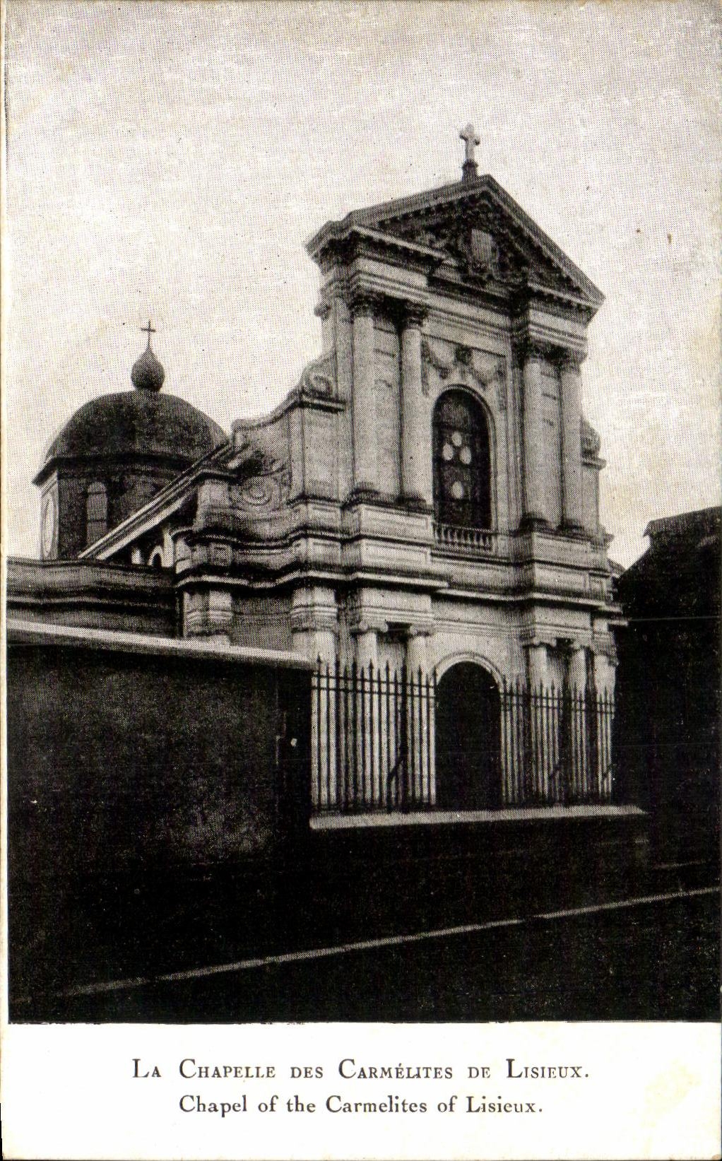 La Chapelle des Carmélites de Lisieux — Éditeur non visible, n° de série non visible