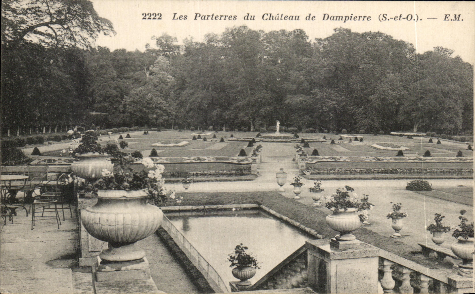 CPA Les Parterres du Chateau de Dampierre