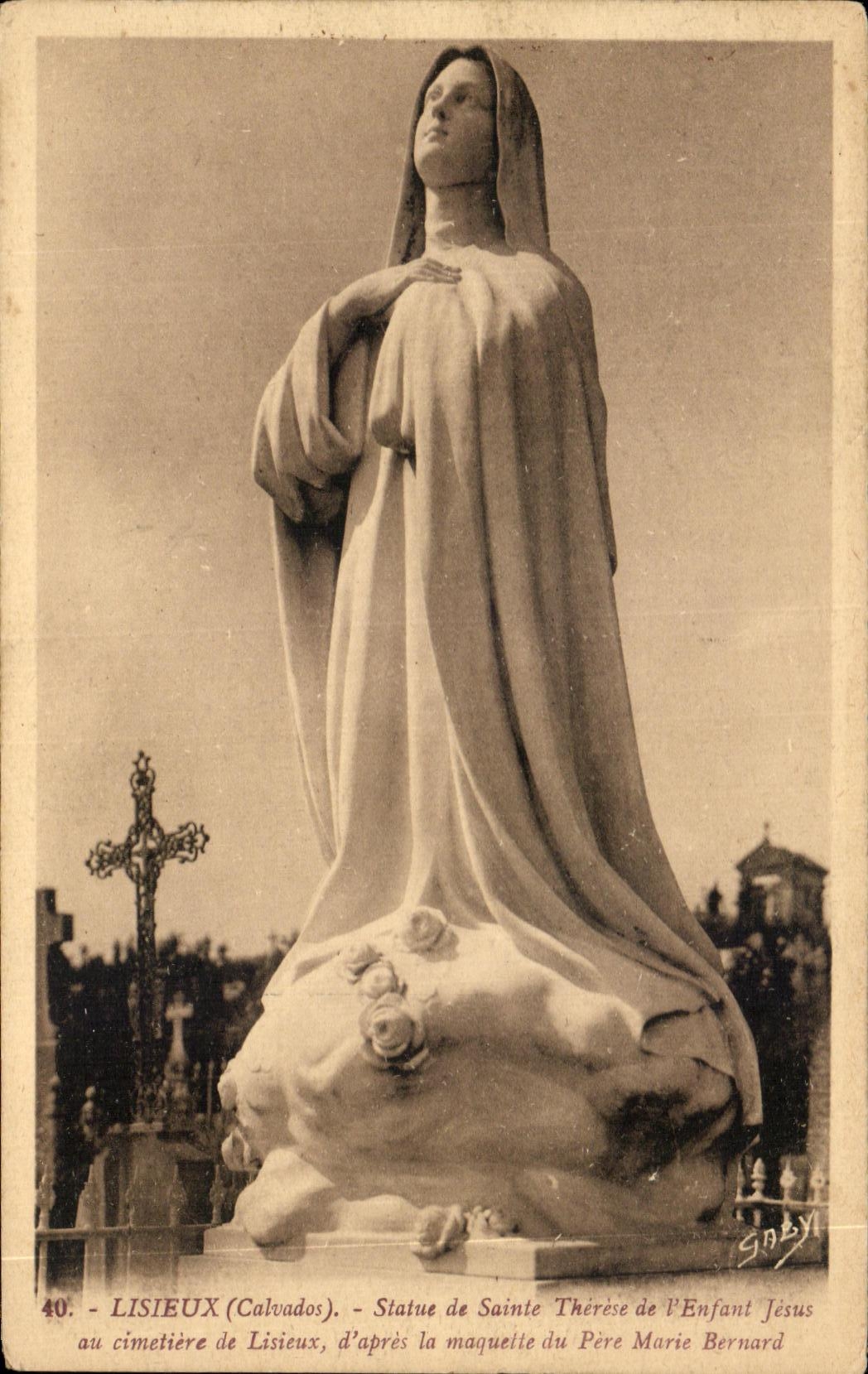 Statue de Sainte Thérèse de l'Enfant Jésus — Lisieux (Calvados) — Éditions Gaby